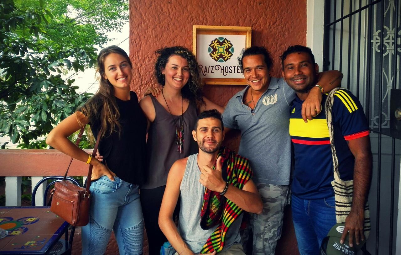 Raiz Hostel Medellin Exterior photo